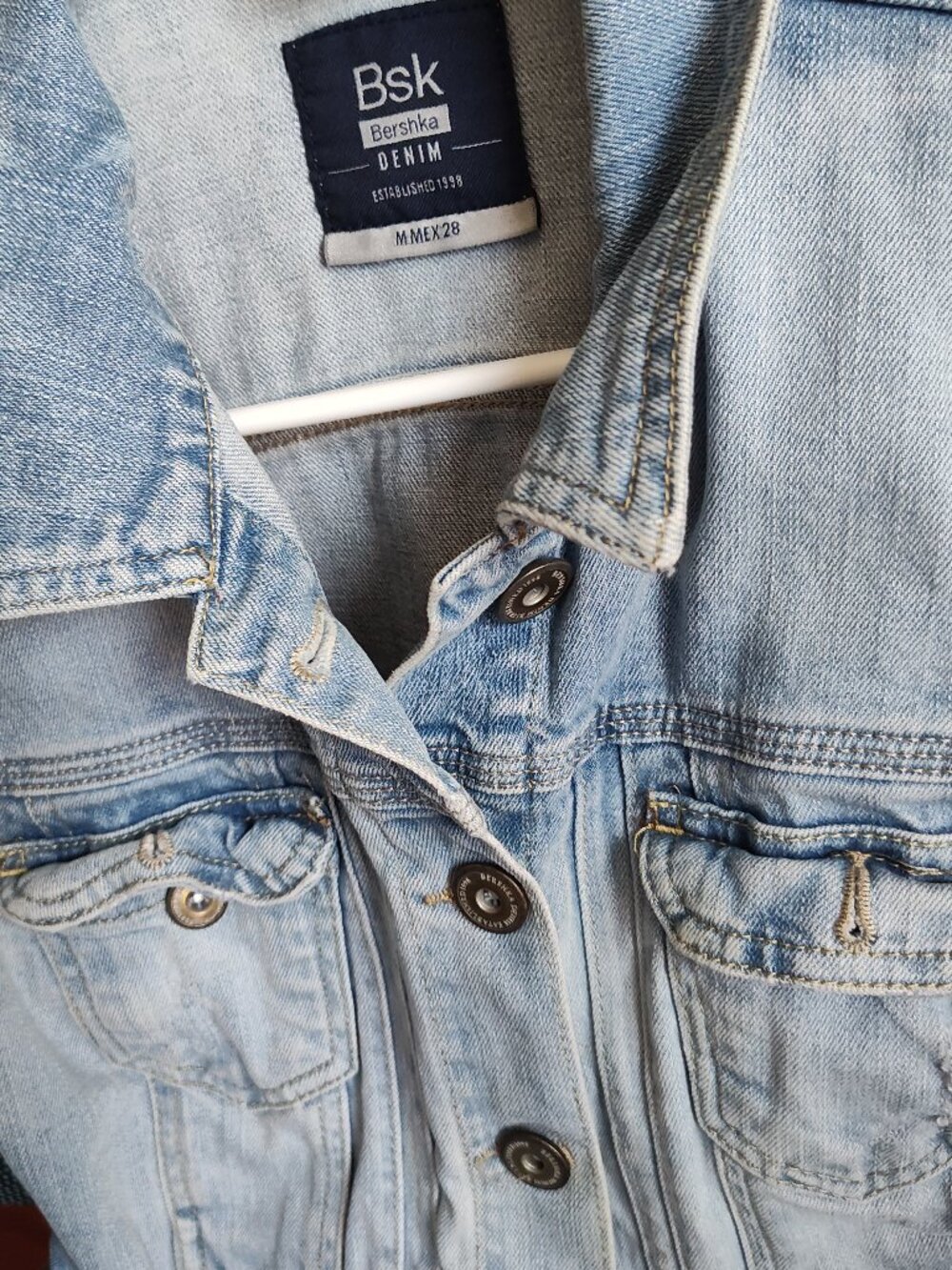 💙 Bershka Light Wash Denim Jacket | Size 28 | Very Good Condition - Picture 12 of 13